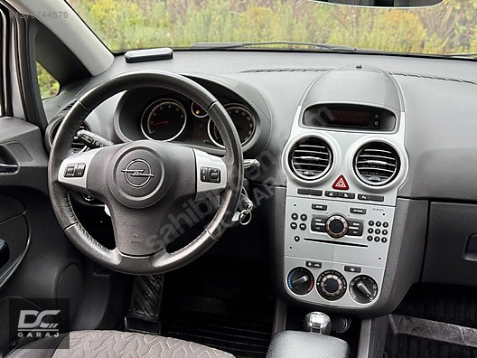 Vasıta / Otomobil / Opel / Corsa / 1.4 Twinport / Active