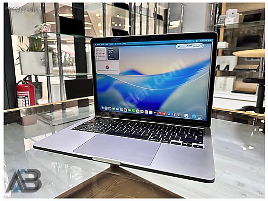 Apple Macbook / MacBook Pro 13inç 2020 i5 16GB RAM 512GB SSD on