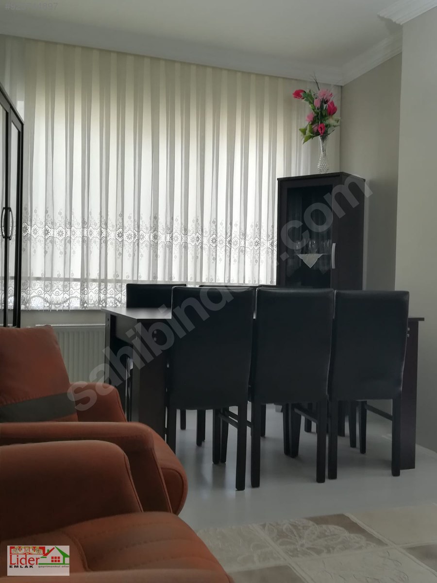 ÇORUMLİDERDEN SATILIK CEMİLBEY CADESİ 3+1 GENİŞ SİTE İÇİ DAİRE