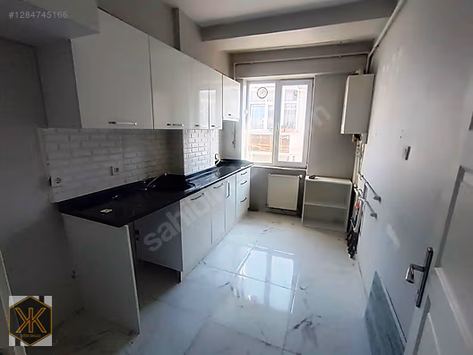 Bahçelievler Cumhuriyet 3+1 Asansörlü Dubleks 17 Yıllık 130 m2 #1284745166