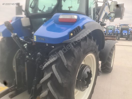 Machinery / Agricultural Machines / Tractors / New Holland / TR5.100