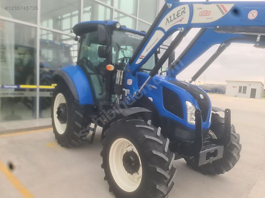 Machinery / Agricultural Machines / Tractors / New Holland / TR5.100