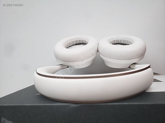 Used & Brand New Items / Cell Phones & Accessories / Accessories / Bluetooth Headphones