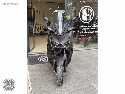 X-Max 250 Tech Max