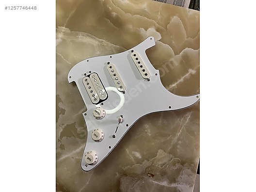 İkinci El ve Sıfır Alışveriş / Müzik / Müzik Aletleri / Telli Çalgılar / Gitar / Elektro