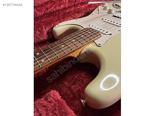 İkinci El ve Sıfır Alışveriş / Müzik / Müzik Aletleri / Telli Çalgılar / Gitar / Elektro