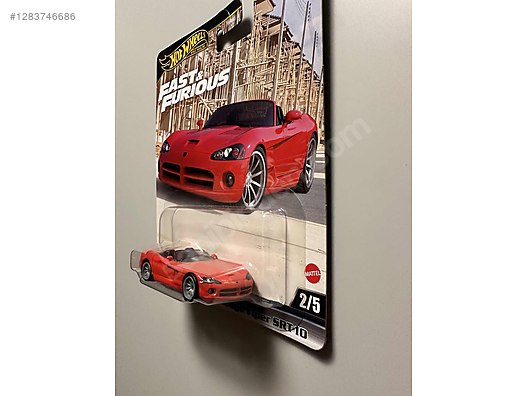 Hot Wheels Diecast Model 1:64 Dodge Araba