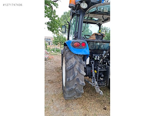 Machinery / Agricultural Machines / Tractors / New Holland / T4.75S