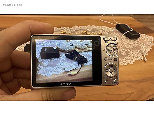 Compact / Sony / Cybershot DSC S980 / Sony Cyber-shot DSC-S980 on