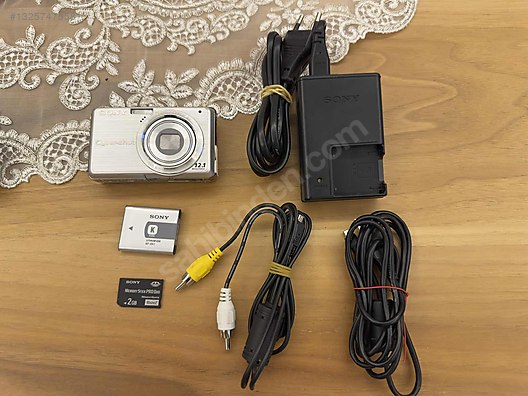 SONY Cyber-shot 2台セット Compact / Sony / Cybershot DSC S980 / Sony Cyber-shot DSC-S980 on