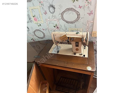 İkinci El ve Sıfır Alışveriş / Antika / Makine / Antika Dikiş Makinesi