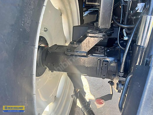 Machinery / Agricultural Machines / Tractors / New Holland / T5.120