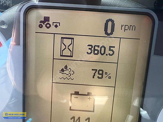 Machinery / Agricultural Machines / Tractors / New Holland / T5.120