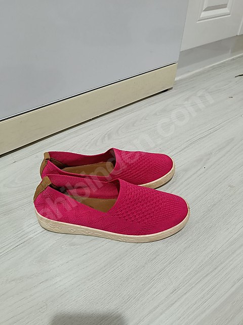 YENİ GİBİ BAYAN BABET HİC BİR DEFORME YOK