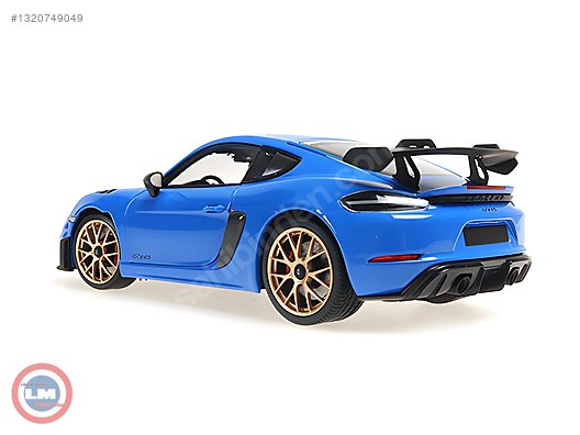 Minichamps Diecast Model 1:18 Porsche Araba - 1320749049