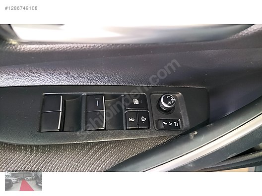 Vasıta / Otomobil / Toyota / Corolla / 1.5 / Dream 