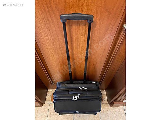 Used & Brand New Items / Clothing & Accessories / Suitcases & Luggage / Single