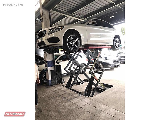 Araç Liftleri - Otomotiv Endüstri Makineleri