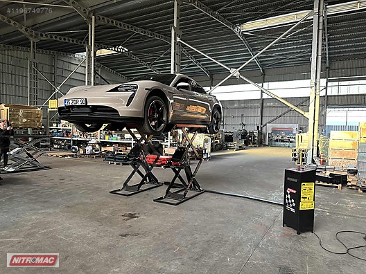 Araç Liftleri - Otomotiv Endüstri Makineleri