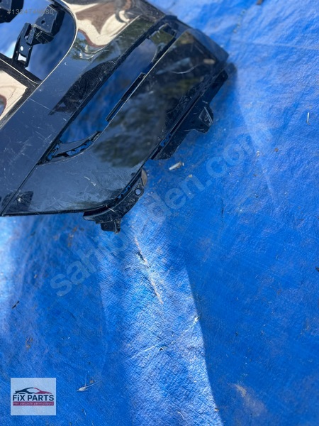 Land Rover Range Rover Tampon (Ön)