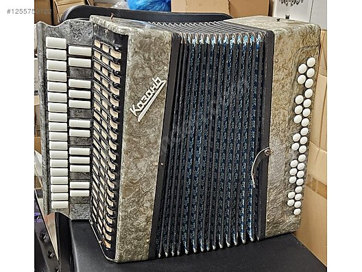 Казань Marka Eski Sovyetler Birliği Üretimi Antika Akordeon - Akordeon ve Tuşlu Çalgılar sahibinden.com'da