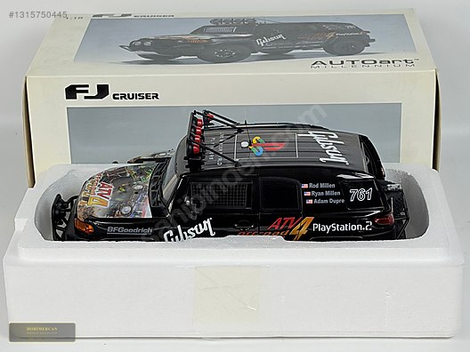 Autoart Diecast Model 1:18 Toyota Araba - 1315750445