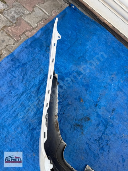 BMW 5 Serisi Tampon (Arka)