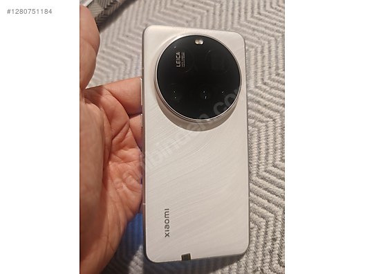 Used & Brand New Items / Cell Phones & Accessories / Cell Phones / Xiaomi / 15 Ultra