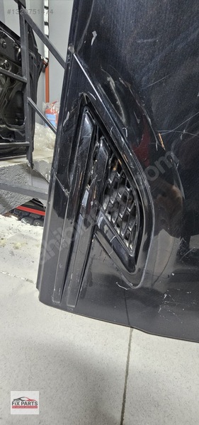 Land Rover Range Rover Çamurluk
