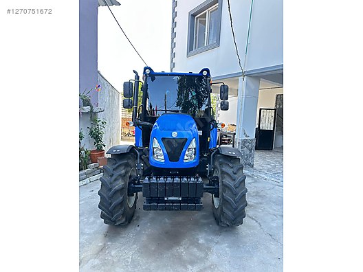 Machinery / Agricultural Machines / Tractors / New Holland / T4.70S