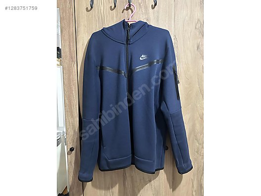 Used & Brand New Items / Clothing & Accessories / Men / Clothing / Tracksuit & Sweatsuit