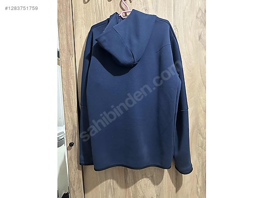 Used & Brand New Items / Clothing & Accessories / Men / Clothing / Tracksuit & Sweatsuit