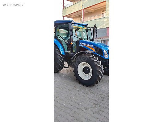 Machinery / Agricultural Machines / Tractors / New Holland / TD110D