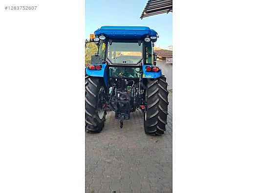 Machinery / Agricultural Machines / Tractors / New Holland / TD110D