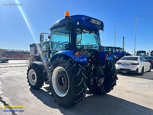 Machinery / Agricultural Machines / Tractors / New Holland / T4.75S