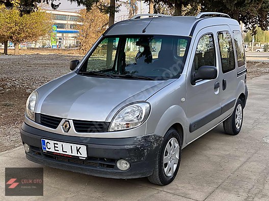 renault kangoo multix 1 5 dci multix authentique celik oto dan 2011 kangoo multix 1 5 dci combi classic at sahibinden com 978752927