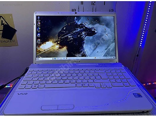 Sony / Sony Vaio i5 5. Nesil İşlemcili SSDLİ Hızlı Temiz Laptop on