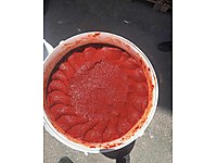 Fabrikadan Halka Tatlı Biber Salçası