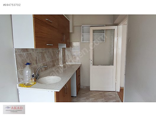 guzelyali da 2 1 caddeye yakin klimali arakat kiralik daire ilanlari sahibinden com da 984753702