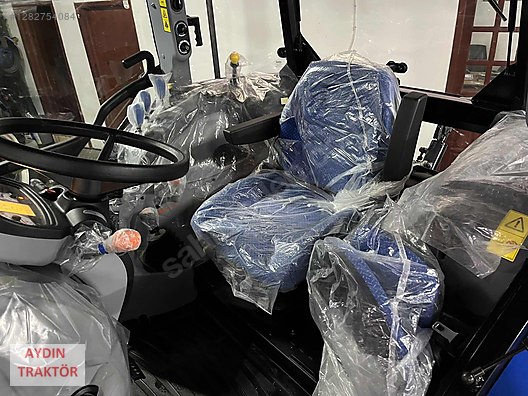 Machinery / Agricultural Machines / Tractors / New Holland / T5.90