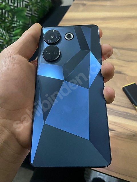 TECNO CAMON 20 PRO (YURTİÇİ)