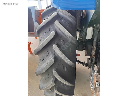 Machinery / Agricultural Machines / Tractors / New Holland / TD110D