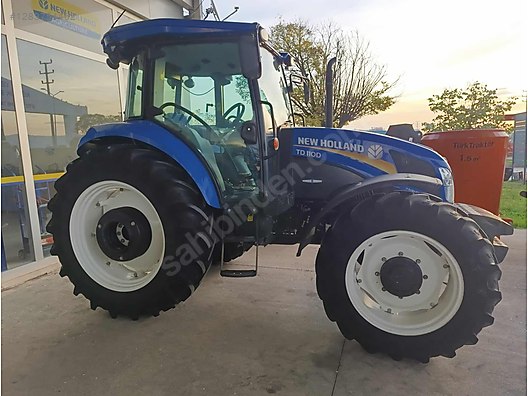 Machinery / Agricultural Machines / Tractors / New Holland / TD110D