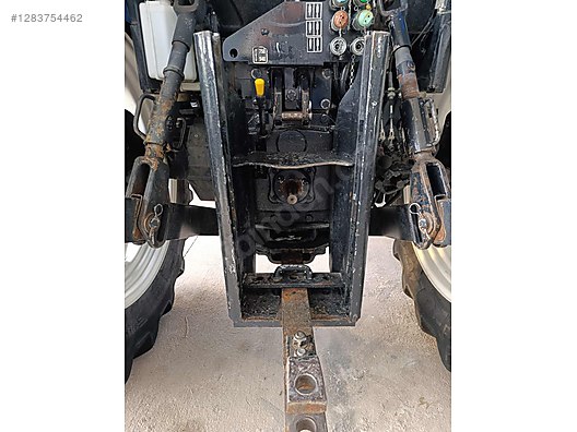 Machinery / Agricultural Machines / Tractors / New Holland / TD110D