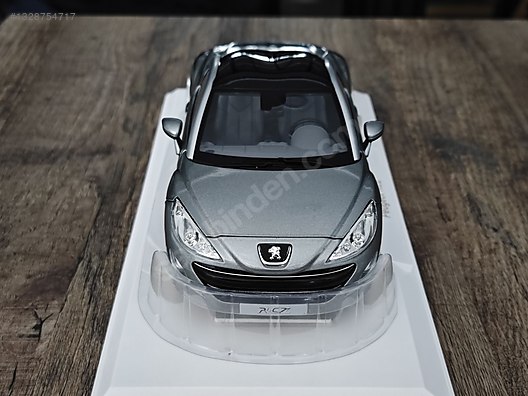 Norev Diecast Model 1:18 Peugeot Araba - 1328754717
