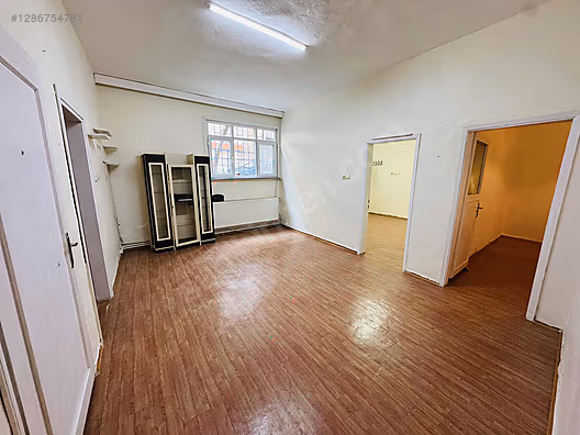 30 m2 Hisseli 3+1 Satılık Daire 110 m2 Metroya Çok Yakın #1286754781