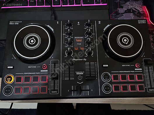 DJ機材 Pioneer DDJ-ERGO-V Pioneer DDJ-ERGO-V review | MusicRadar
