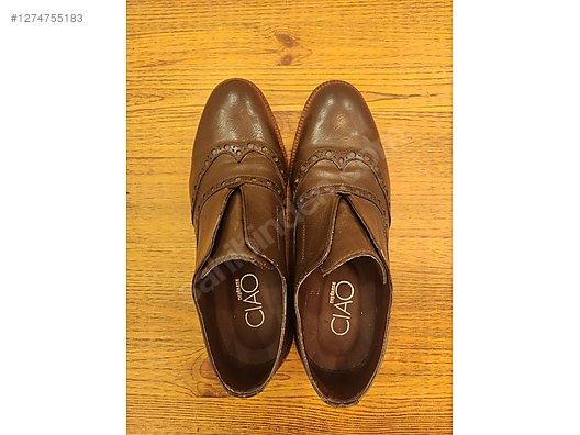 Used & Brand New Items / Clothing & Accessories / Women / Shoes / Flat-Heeled