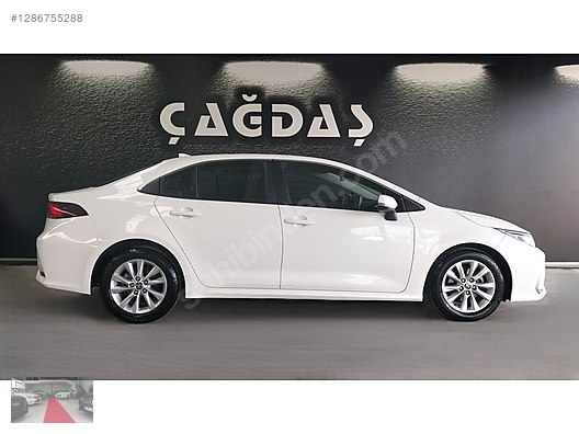 Vasıta / Otomobil / Toyota / Corolla / 1.5 / Dream 