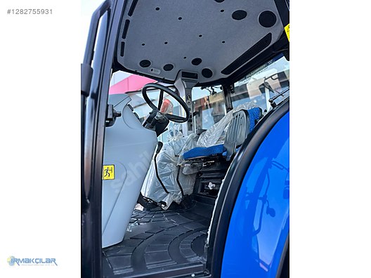 2022 TD5.90 New Holland